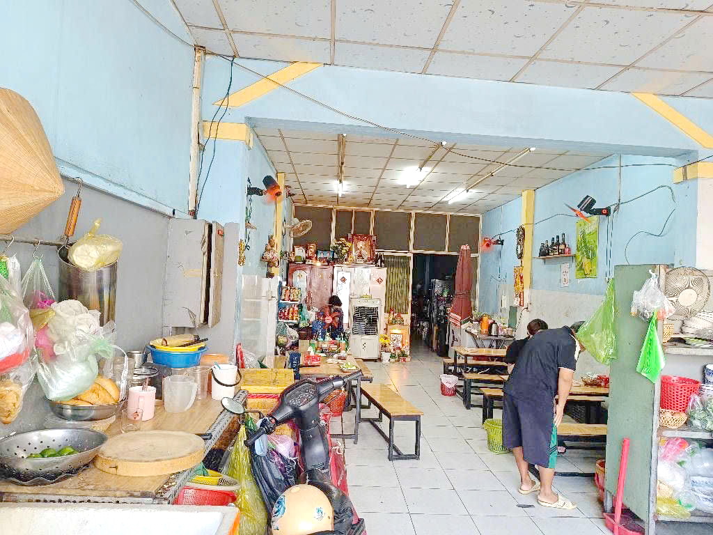 Bán nhà 2 lầu mặt tiền KD sầm uất đường Âu Dương Lân P.3 Quận 8